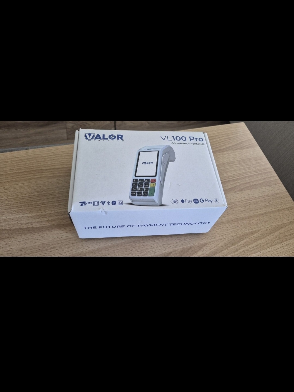 VALOR VL100 Pro White Countertop Payment Terminal
